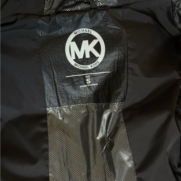 Michael Kors Shiny Black Puffer Coat - Picture 11 of 14